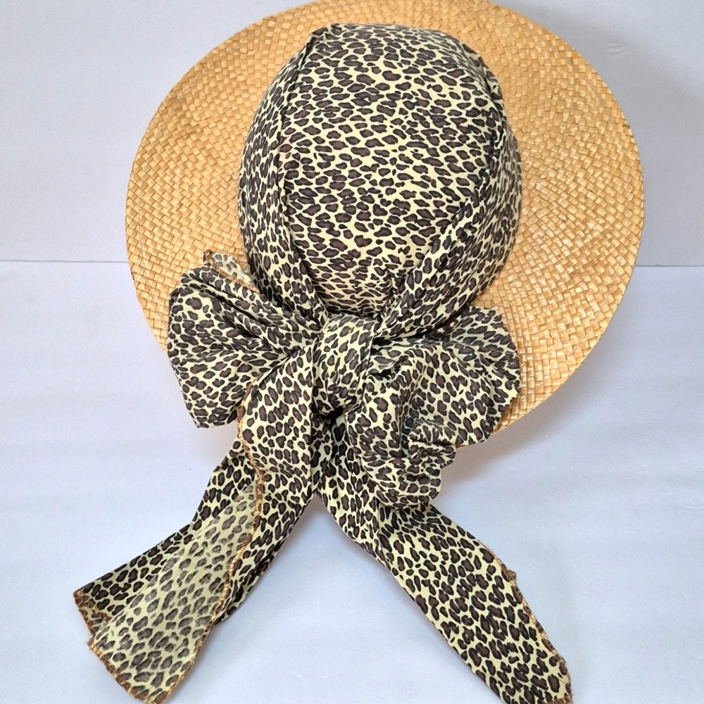 Hidden Mickey Walt Disney World Leopard Print Bow Straw Sun Hat Animal Kingdom